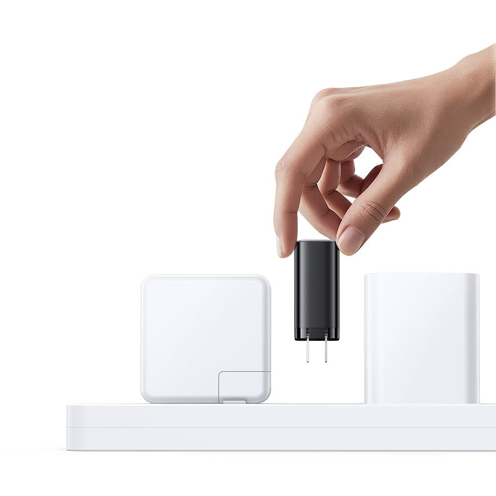 USAMS CC297 30W GaN Fast Wall Charger with Retractable Type-C Cable (3-in-1 Adapter)